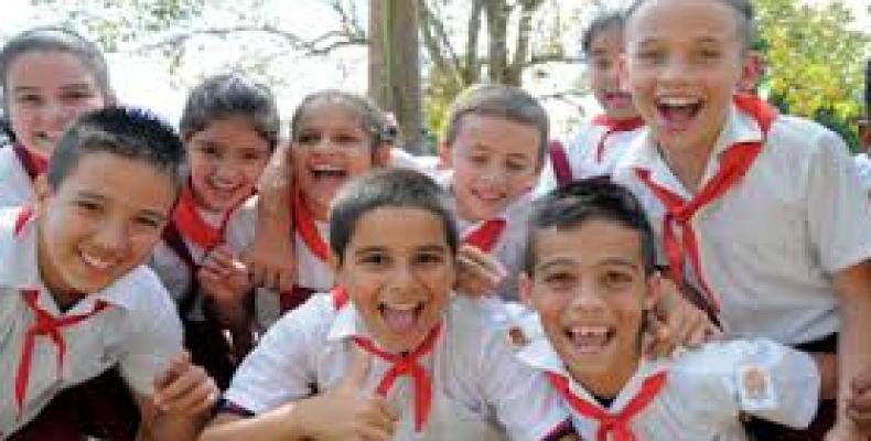 <a href="/YanetHzP/">Yanet Hernández Pérez</a> Estas sonrisas son mi realidad, por eso #LaHabanaViveEnMi <a href="/NeryNGonzlezGa1/">Nery N. González García</a> <a href="/gobhabana/">Gobierno La Habana</a> ❤️🇨🇺❤️