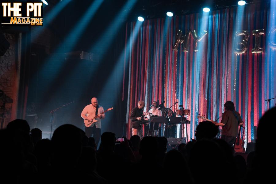 ThePitMagazine's tweet photo. Heyo! Check out the photos and review of #mustardservice and @BombayBicycle at @TheAdmiralOmaha by #maliafortun in The Pit! https://t.co/ONOp85co0d And give  #thepitmagazinepitcast Episode 17 a listen while you are there! #thepitmagazine #bombaybicycleclub #concertphotography https://t.co/NizKK95hIr