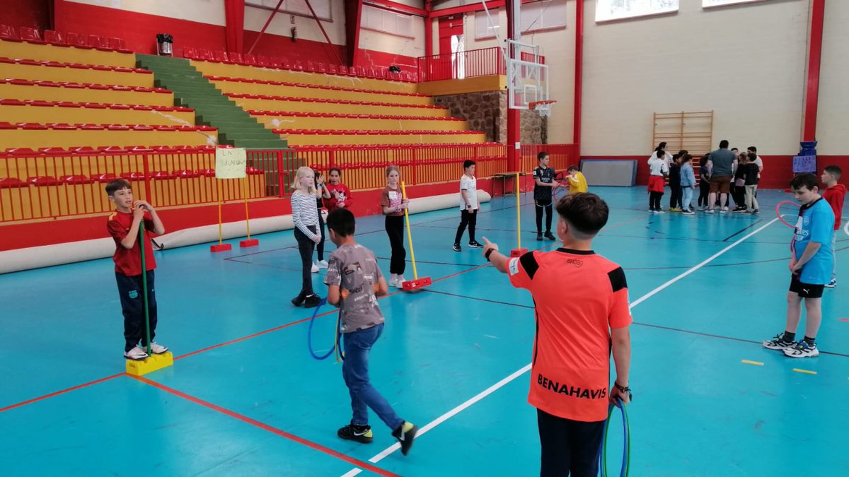ceipcortesfront's tweet photo. Feria de juegos tradicionales y de convivencia entre el alumnado de nuestro centro y del École Saint Joseph de Méan (Francia)
#ErasmusPlus #ErasmusPlusEs #MiErasmisPlus #MEPRural @cepronda https://t.co/PgbU9rlxc1