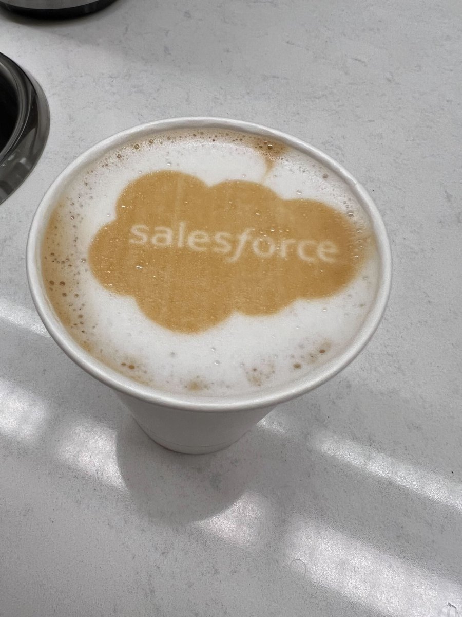 vendelux's tweet photo. Amazing time this year at Shoptalk 😎 😎😎

#eventmarketing #shoptalk2024 #shoptalk @shoptalk https://t.co/FMflXJcwUE