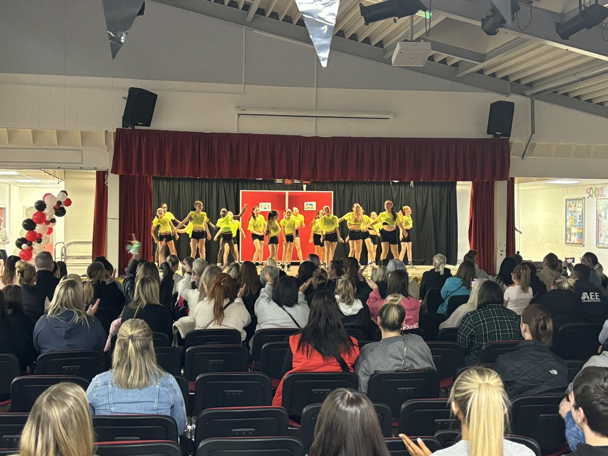 Antonine Primary 💫 tweet media