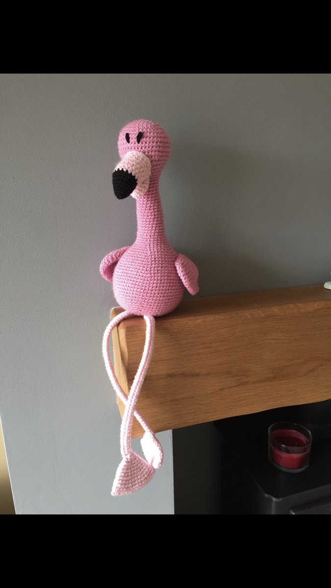 Sukysnoopy's tweet photo. @assirensfall @mikeylordasf #Flamingo 💖 https://t.co/VAFMcAz4C5