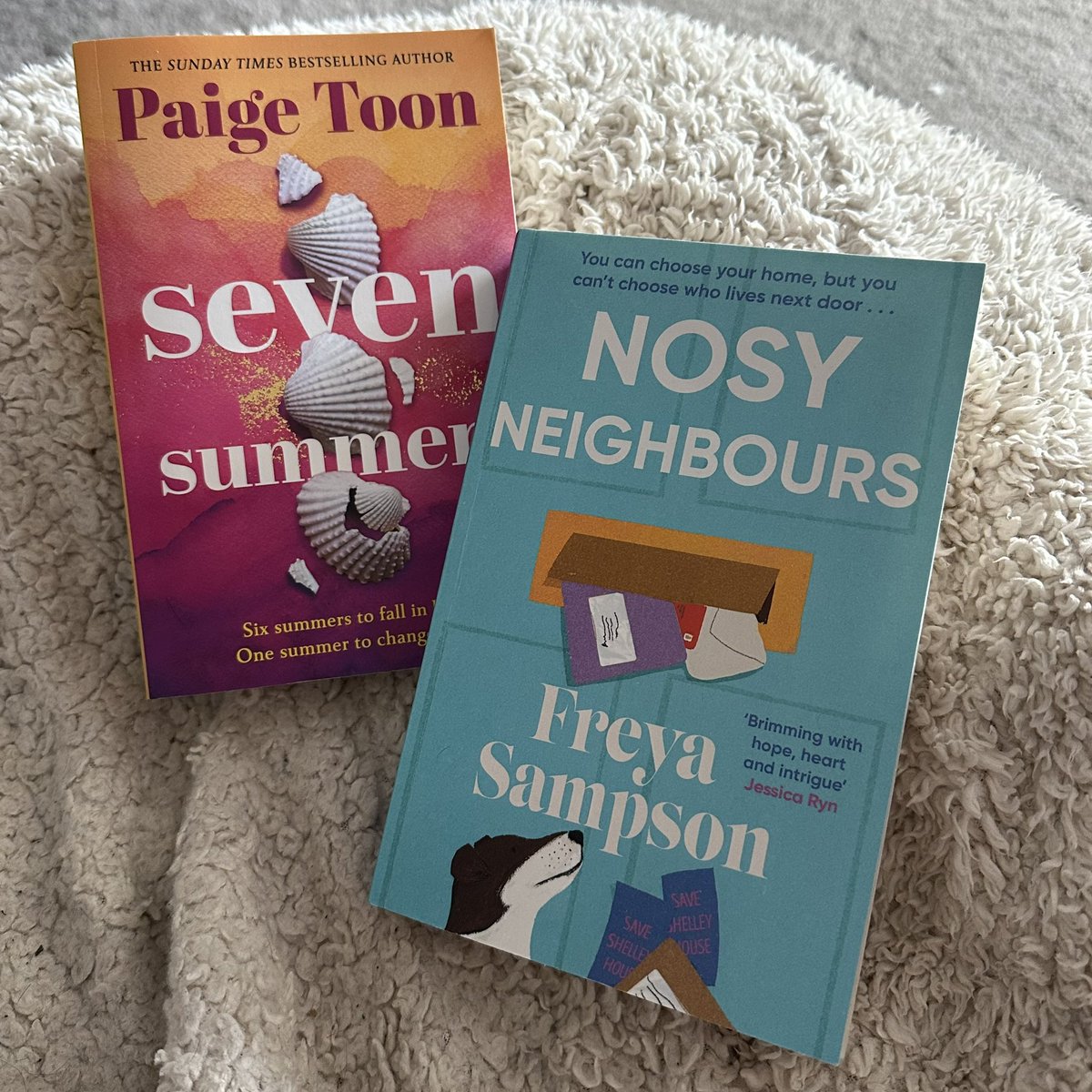 Finished both #SevenSummers by @PaigeToonAuthor & #NosyNeighbours by @SampsonF whilst away on holiday & loved them both!😍📚

Excited to be part of the upcoming #blogtours for both titles over the next few weeks - look out for my full reviews soon!❤️

#BookTwitter #BlogTourReads