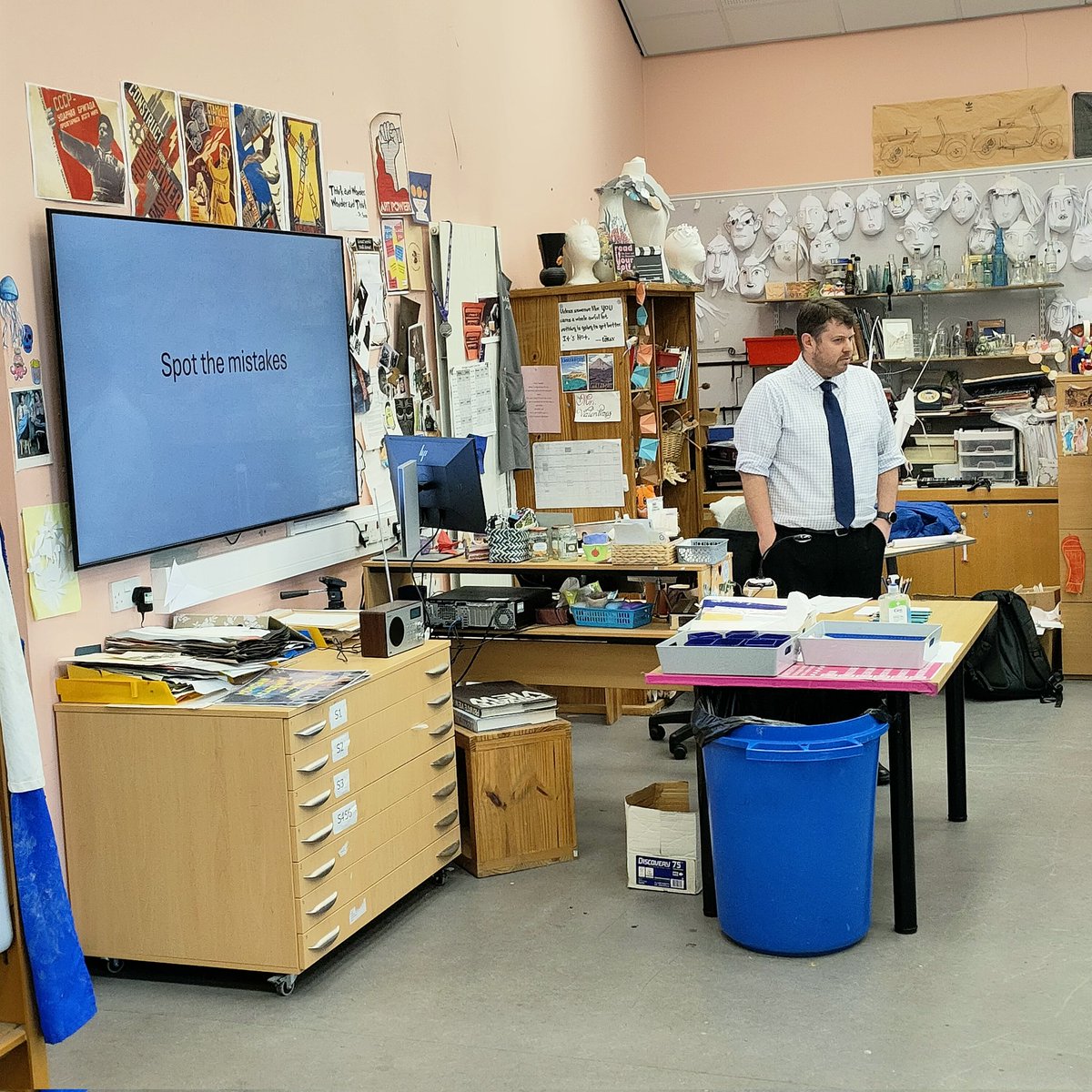 MightyQuinHist's tweet image. @morganacademy1 Great CLPL sessions on our Morgan Academy 6Cs of Effective Teaching &amp;amp; Learning this week. 13 presenters sharing classroom ready strategies and the theory behind them. Awesome! 💪🦌 #DundeeLearning #Calm #Checkingforunderstanding #Chancestopractise #CLPL