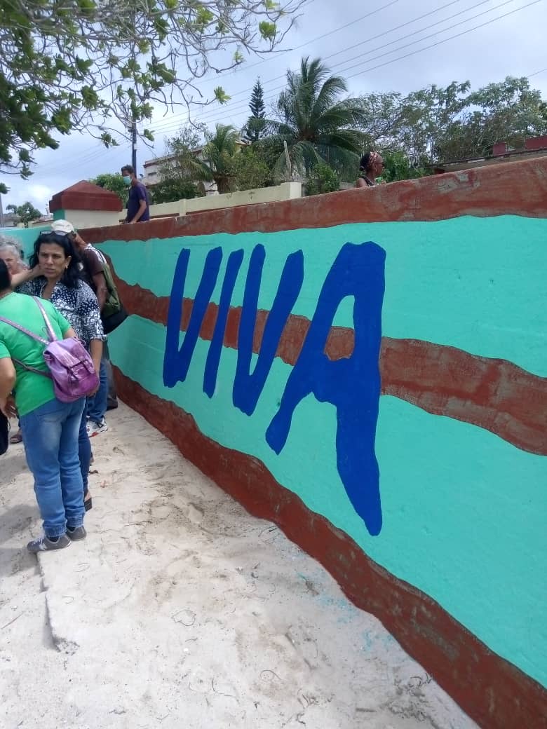 #CubaVencerá , enérgica respuesta del pueblo matancero a frases irrespetuosas hacia  nuestros líderes!
Aquí hay #Revolución pa' rato!
#MatancerosEnVictoria #GenteQueSuma <a href="/DiazCanelB/">Miguel Díaz-Canel Bermúdez</a> <a href="/DrRobertoMOjeda/">Dr. Roberto Morales Ojeda</a> <a href="/MMarreroCruz/">Manuel Marrero Cruz</a> <a href="/RPolancoF/">Rogelio Polanco Fuentes</a> <a href="/IzquierdoAlons1/">Livan Izquierdo Alonso</a> <a href="/mariofsabines/">Mario Sabines Lorenzo</a>