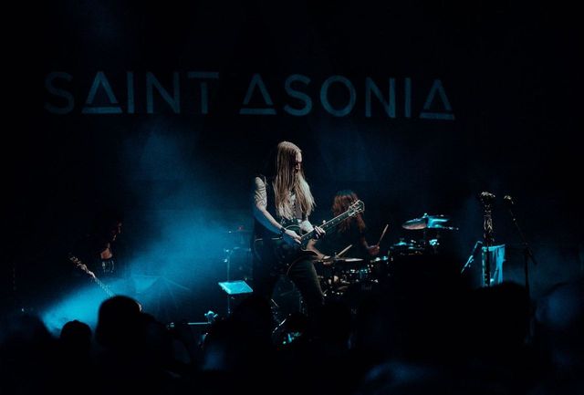 saintasonia tweet picture