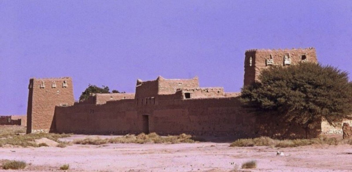 binzaid_612's tweet photo. صوره من الزمن الجميل 

#الدوادمي قديماً 

#ملتقى_قبيلة_بني_زيد_الإعلامي https://t.co/CTD5WJ6CPI