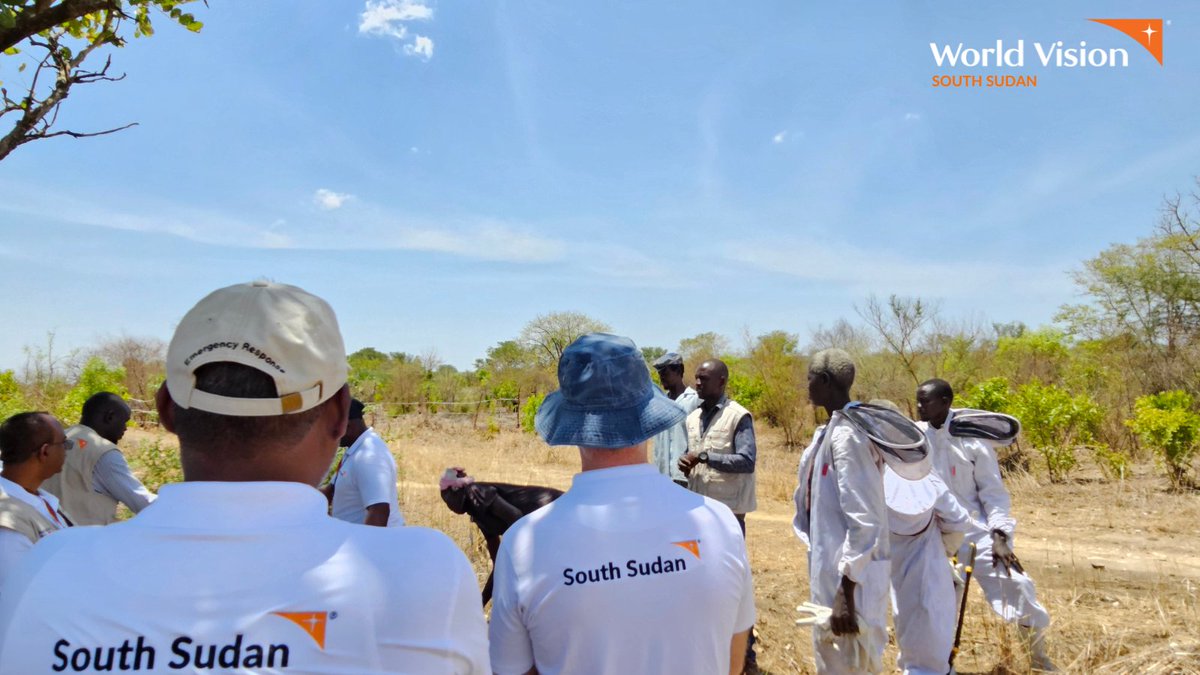WVSouthSudan's tweet photo. The team visited @WorldVision resilience projects, including climate-smart agriculture, savings group, livelihood, women empowerment, and #schoolmeals interventions supported by @GAC_Corporate, @AusAID, and @WFP. https://t.co/ml0VIlAIRn