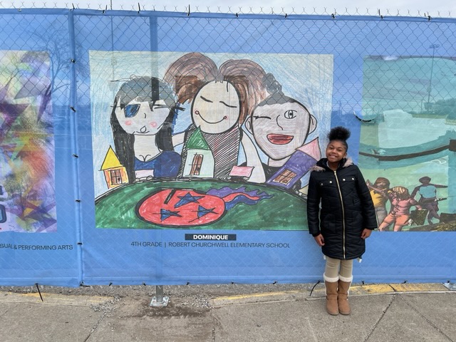 Two of our RCMMES’s students were honored at a viewing for their artwork featured on the construction fencing for the new Tennessee Titan’s stadium. Congratulations on your masterpieces! @ChurchwellElem1 @mnps_fcp @BonnerJr4 @MetroSchools @MNPS_SOI