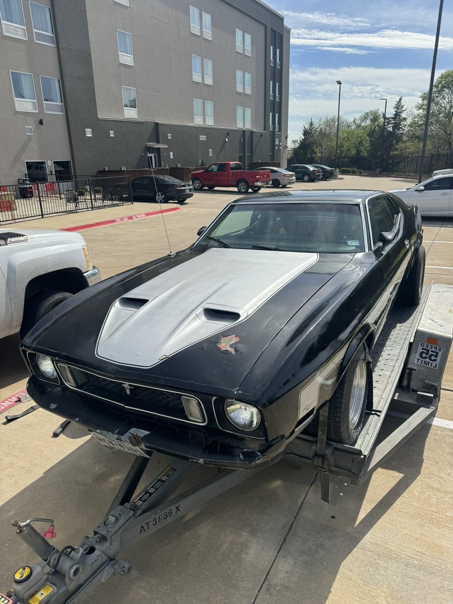 (R)azor(F)ish(G)aming tweet media