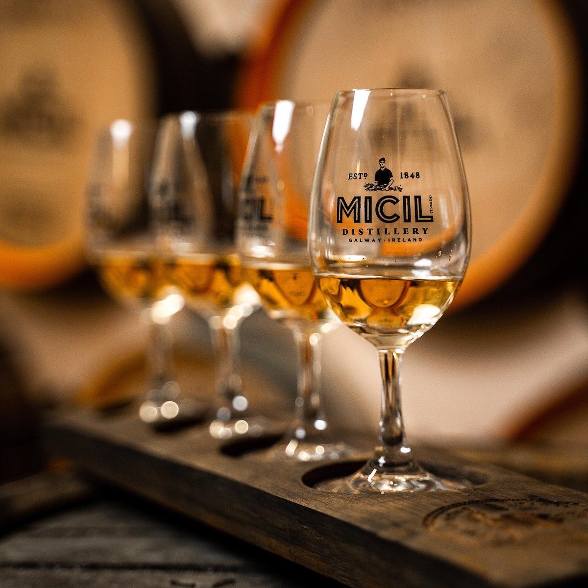 Named after the family’s great great great grandfather Micil Mac Chearra @micildistillery 170 years worth of family recipes to create spirits rooted in the west coast. From poitin to gin to whiskey and even cream liquors there is something for everyone at Whiskey Live Dublin!