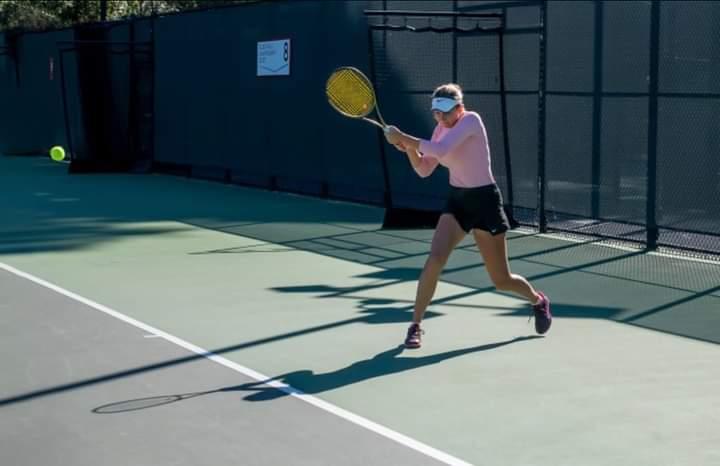 Esther Vyrlan (UTR 9.54) has verbally committed to @NDWomensTennis and will join the Fighting Irish for the fall of 2024. The 17-yo has a WTA singles career-high ranking of #1047 and an ITF juniors career-high ranking of #481. Second California recruit landed in the class by ND.