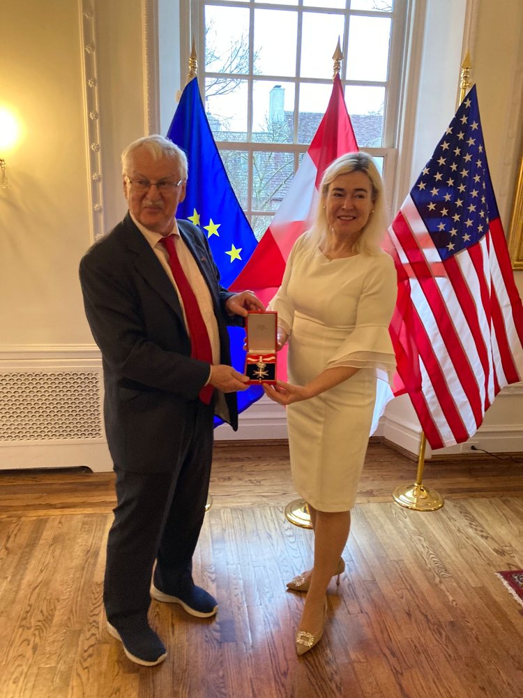 University of New Orleans tweet media