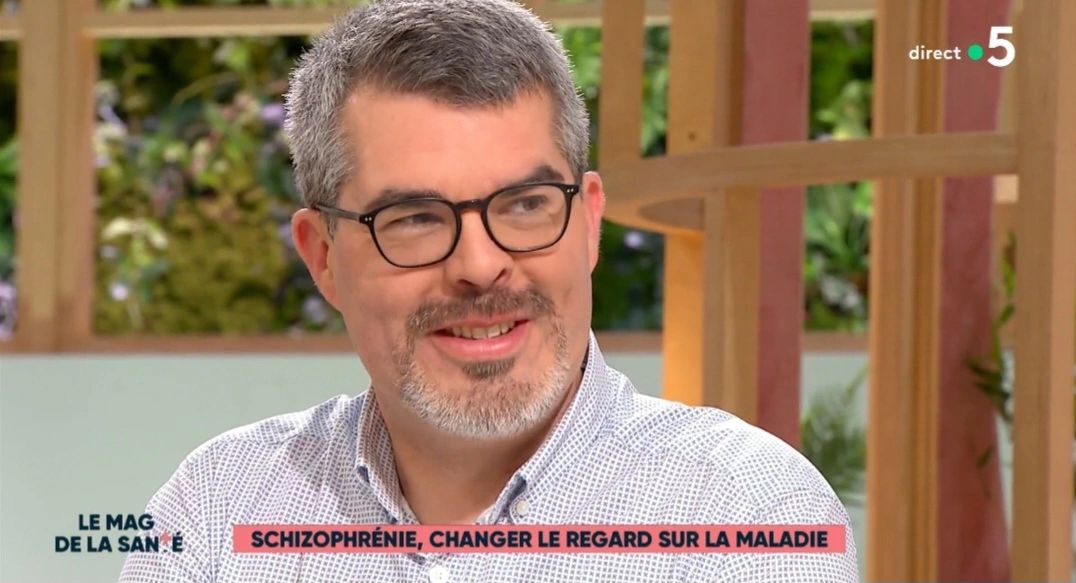 cpnlaxou's tweet photo. 🎥 « #Schizophrénie, changer de regard sur la maladie »
Hier, le Dr @psy_massondavid, psychiatre au @cpnlaxou, a participé à l'émission Le Mag de la Santé sur France 5 !
Retrouvez le replay ici 👉 https://t.co/tZrSYJ0UXM
@CUReGrandEst #Destigmatisation https://t.co/3rIhmJT0pM