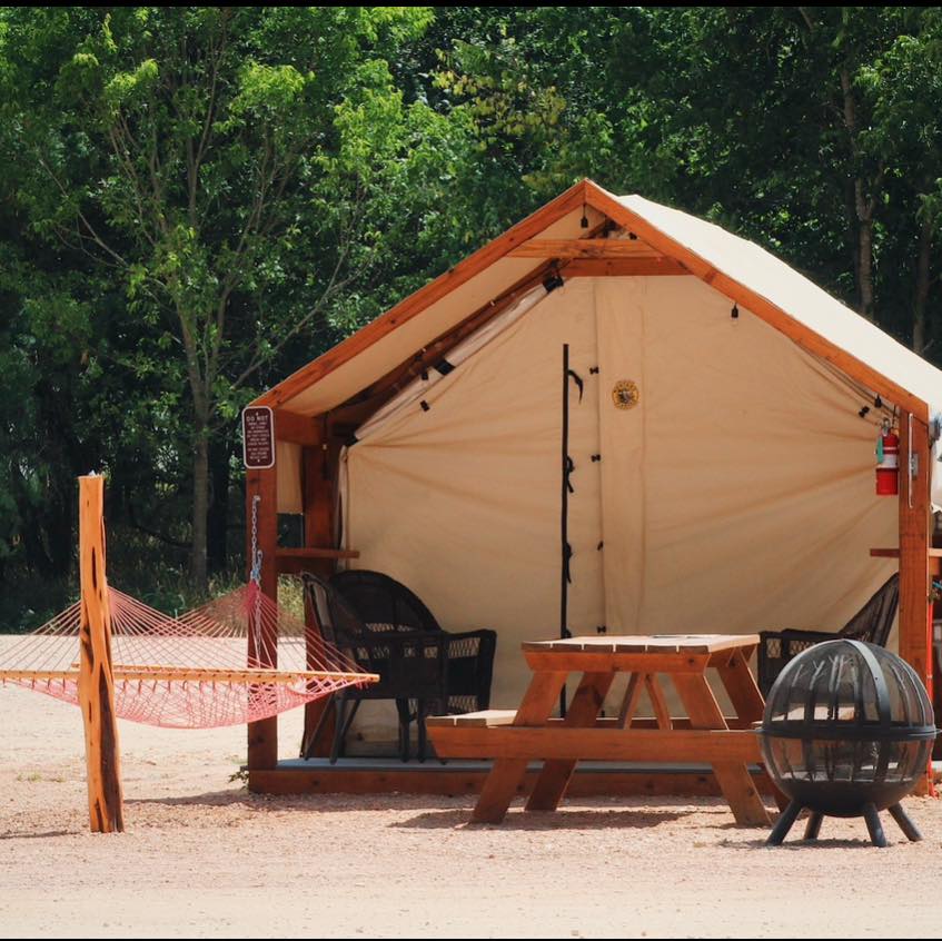 sonsriocibolo's tweet photo. Say goodbye to boring spring breaks! Son's River Ranch offers endless excitement with our river activities and luxurious accommodations. Book now and let the fun begin! #ExcitingSpringBreak #RiverFun #SpringBreakFun #SpringBreakVacation #FunInTheSun #RiverRanch #CountryEscape https://t.co/ba1N4ucZGm