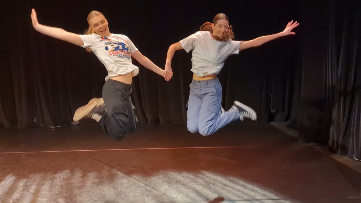 DGS, SBS & D6 Dance tweet media