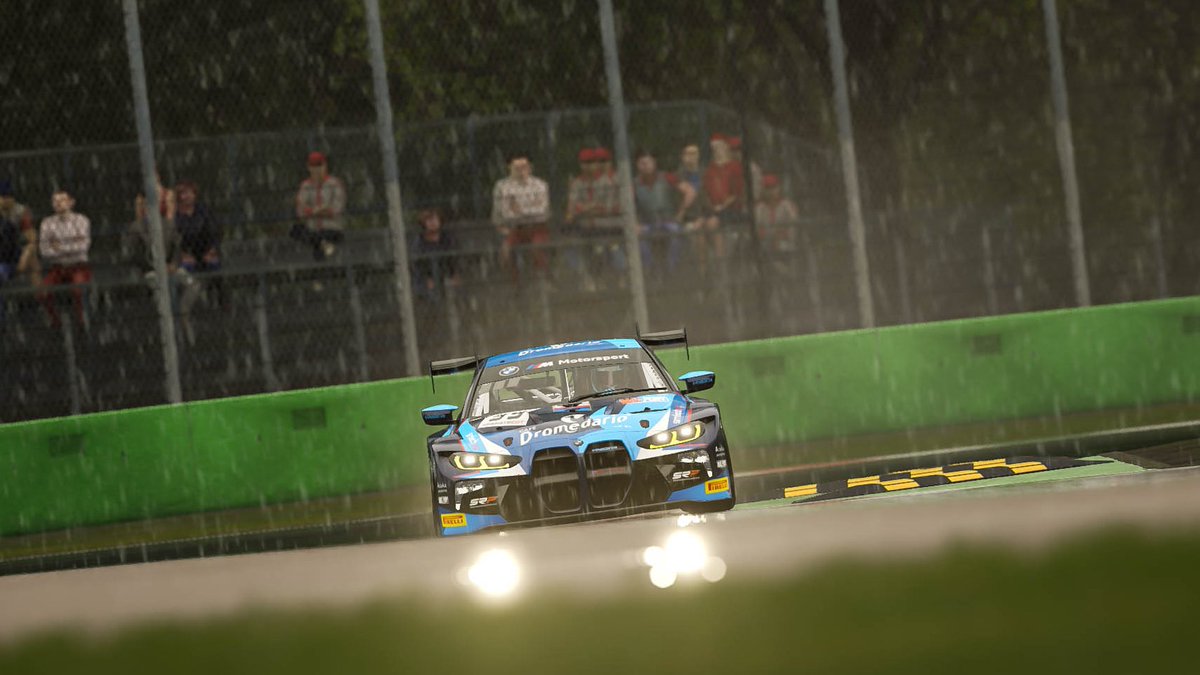 🏁 COPA NWS RONDA FINAL 🏁

Esta noche podeis seguirnos en la ronda final que se celebra en Spa desde las 22:30h.

Tenemos a <a href="/EricCastro92/">Eric Castro</a> y <a href="/juan_portero21/">Juan Bueno</a> luchando por el campeonato de equipos y pilotos!

Lo podeis ver en twitch.tv/motoresportstv