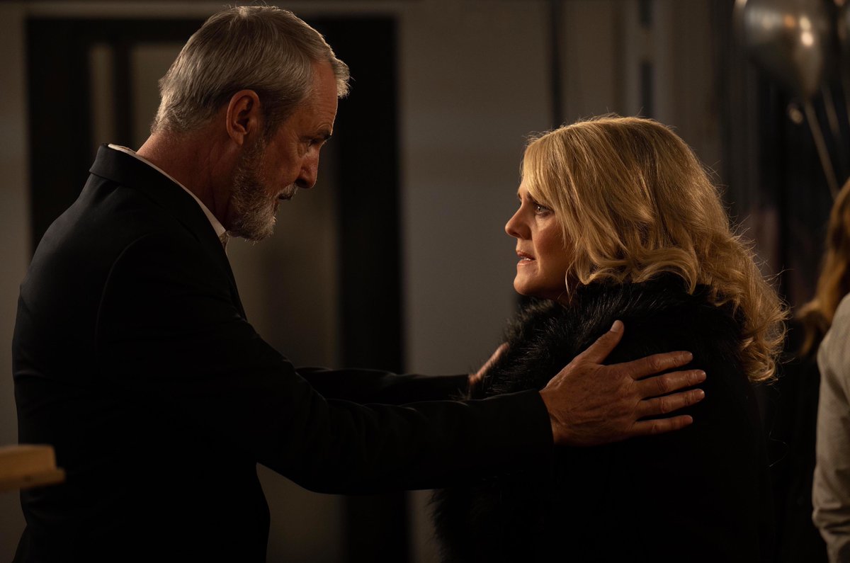 A story of love, deceit and crime. Last week the incredible @sally_lindsay and #NeilMorrissey had us on the edge of our seats in the chilling @channel5_tv series #LoveRat. Now streaming on My5. You will not see this coming! 🎬 channel5.com/show/love-rat