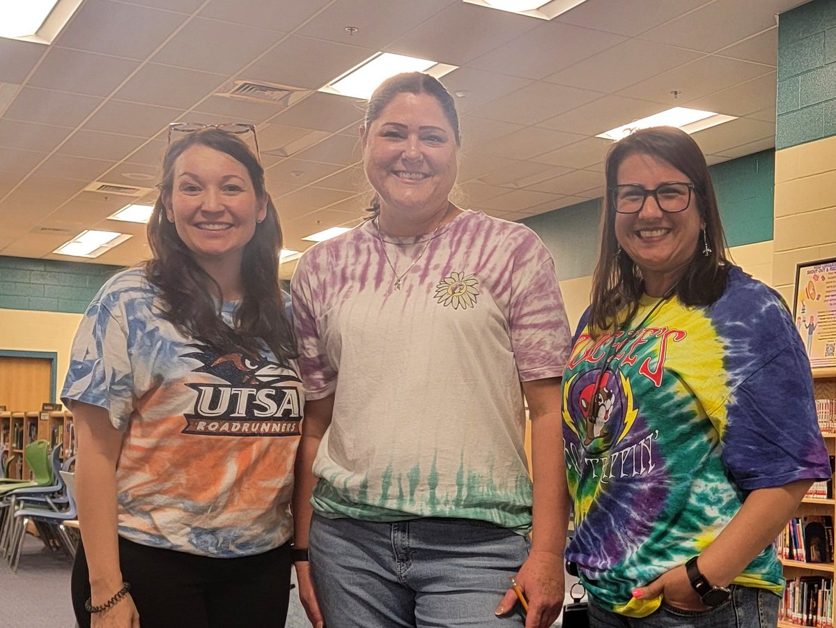 Tie-dye Tuesday @NISDStinson #SkyhawkPride #TeamMedina