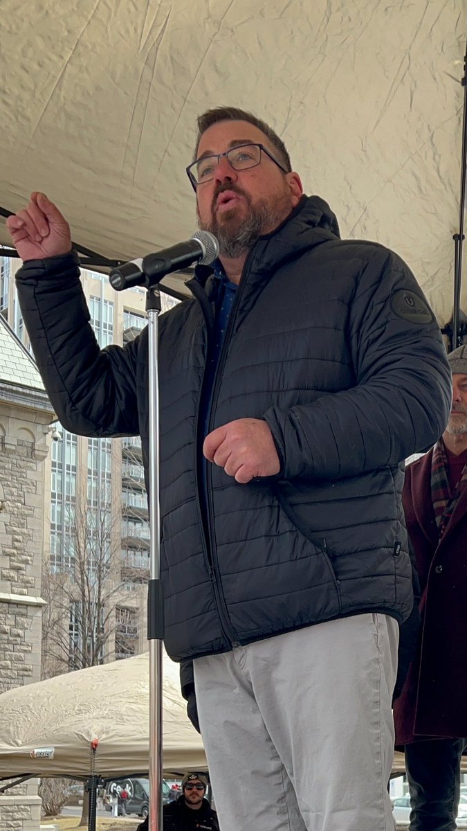 "Bell's decision to cut thousands of jobs, despite its considerable profits, is an insult to the loyalty and hard work of our members," says Daniel Cloutier <a href="/DirQc_Unifor/">Daniel Cloutier</a>. #ShameonBell