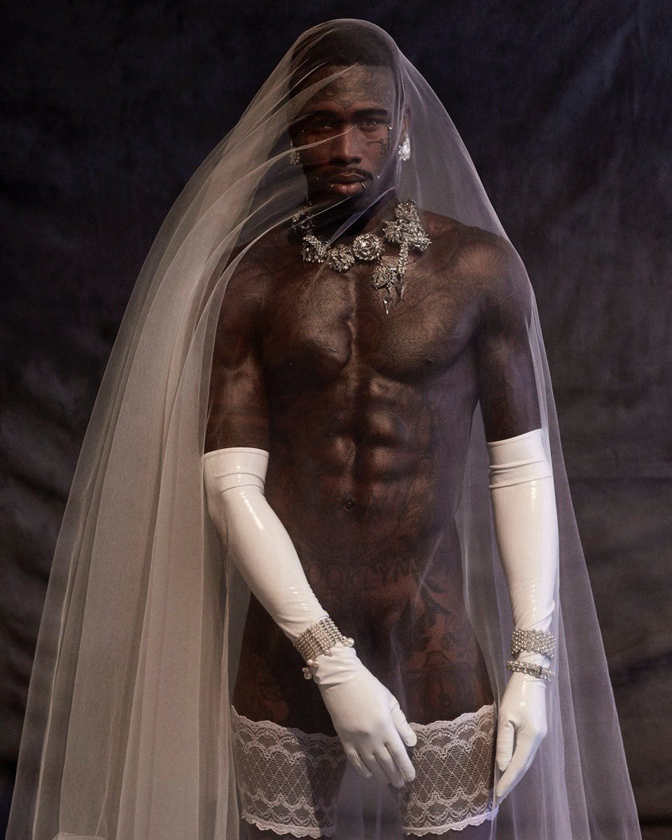 tomgorls's tweet photo. yves mathieu by ricardo rivera for idol magazine styled by ryan davis https://t.co/rN1GMZvFW4
