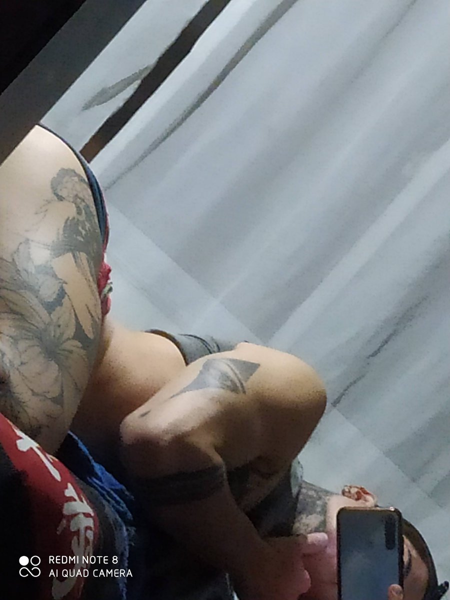TATANSTIVEN13's tweet photo. Si me encuentras en esta pose q me haces ? https://t.co/qe9OJ4qFyn