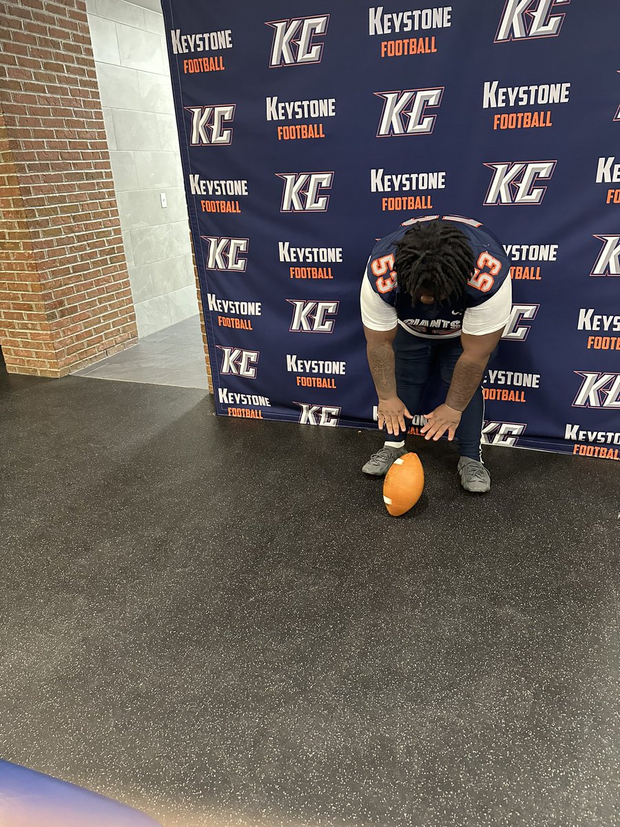 coachbez53's tweet photo. had a great visit at @KeystFTBL , thanks for having me https://t.co/44NAX2HwNA