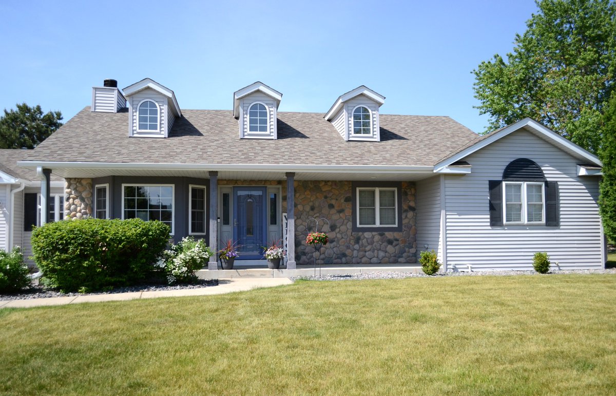 CallenDesignX's tweet image. Read our latest blog: Maximize Your Curb Appeal callenconstruction.com/maximize-your-…