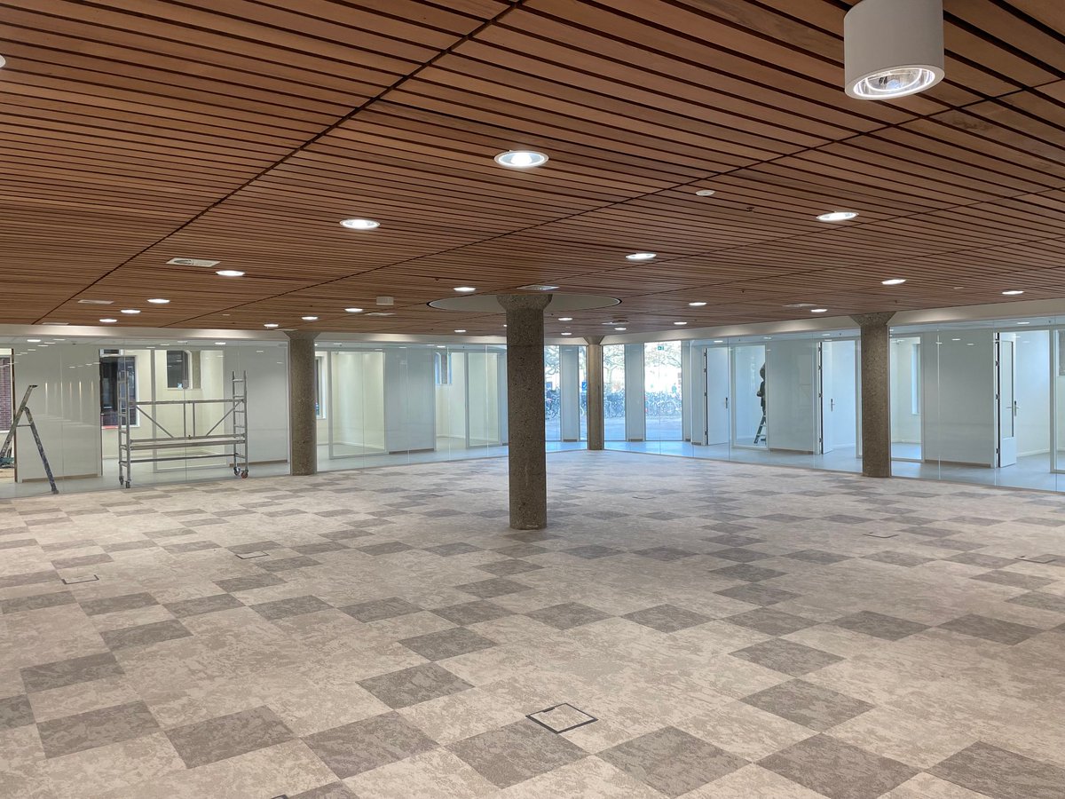 KurtDeBelder's tweet photo. Today the keys to the new Herta Mohr building @UniLeiden were handed over to the future inhabitants of the new building. Here are some pictures of the location for our new @MELibraryNL and #AfricanLibrary. Next phase: furnishing the libraries and moving books and staff. https://t.co/7qUactmCt7