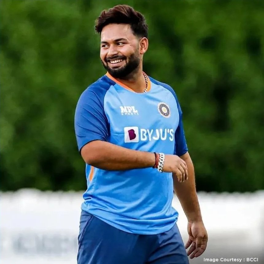 ShashankRP17's tweet photo. So proud of @RishabhPant17! Today at my nephew's school, they showed his comeback video as an inspiration for overcoming challenges. True miracle man! #PantStrong #CricketMotivation https://t.co/4ZPbLNxEXu