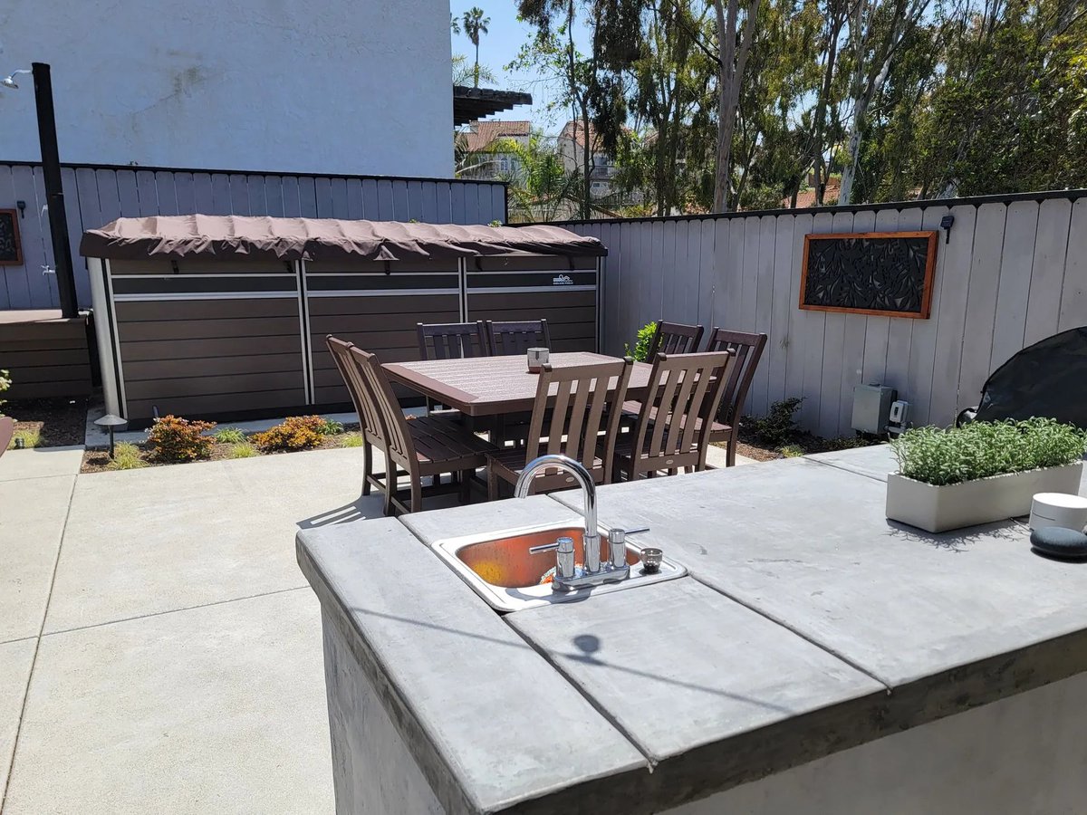Outdoor Kitchen Sinks: Pictures, Tips &amp; Expert Ideas

More: 1l.ink/47L3SK5

#BeaudryGardenDesign #LandscapeDesign #Environmentalism #Landscaping #OutdoorLiving #Garden #Barbecue #PatioDesign #CommunityGreen #GardenSanctuary #Sanctuary