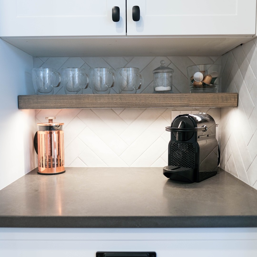 SmithnSonsGC's tweet photo. The difference between winning and losing lies in the details. Just like in life, every detail matters in your home design journey. 🏡💚

General Contractor: Smith &amp; Sons Vernon North

 #kitchenrenovations #kitchendetails https://t.co/IubsuOVju2