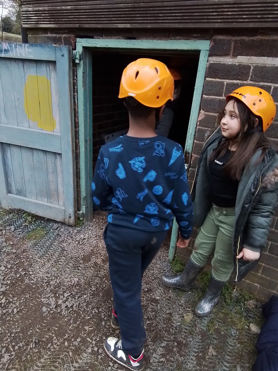 MissDelaney15's tweet image. After the nightlife, we went through the mines and tried to find our way around using torches! There was so much #consideration and #teamwork