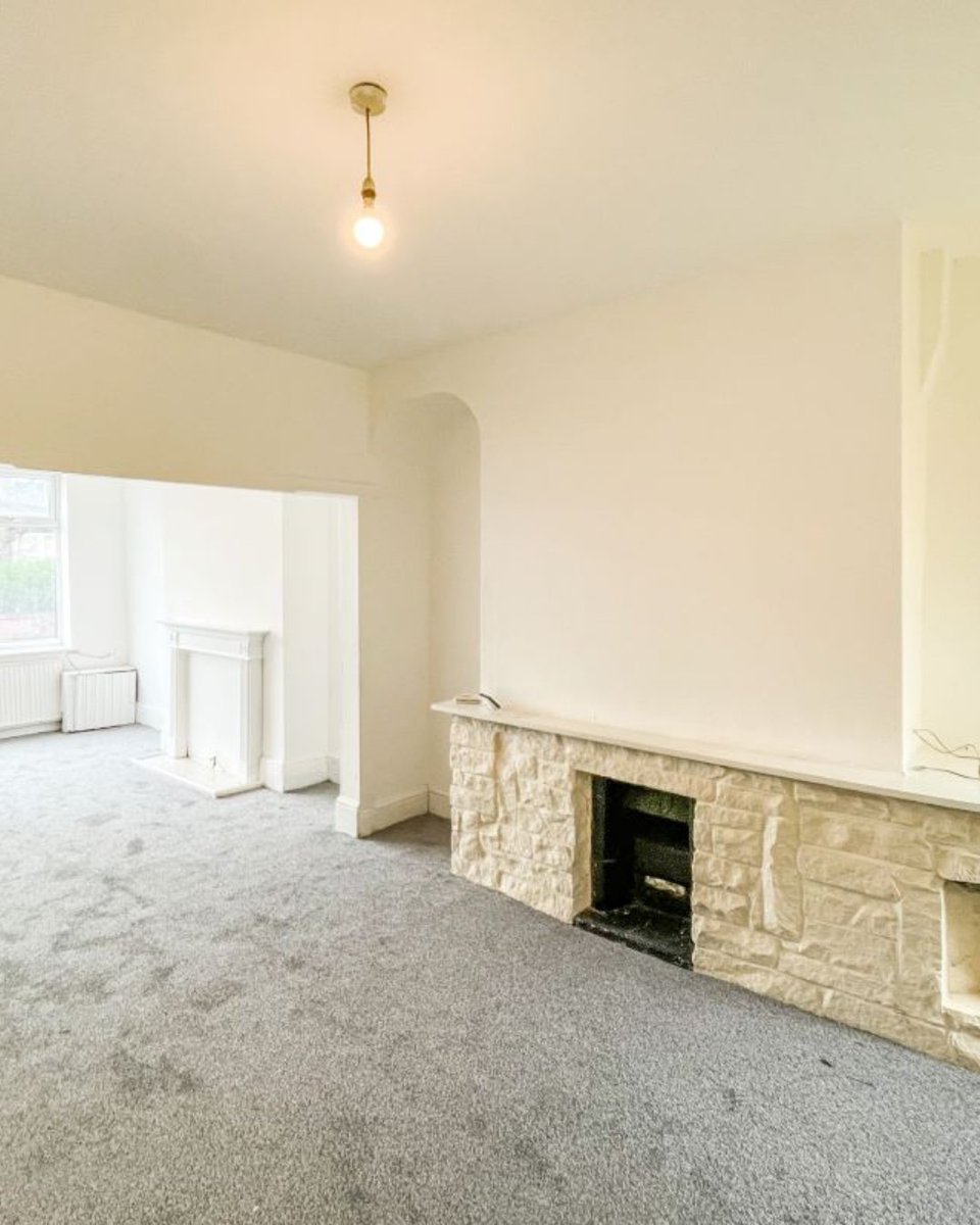 Let’s talk lot 5️⃣7️⃣ - For Sale by Auction on 21st March

📍 Stockport, Cheshire
➡ £145,000 - £155,000

Step into this sprawling 3-bedroom house, bursting with potential to transform into a vibrant 4-bedroom layout or a buzzing 5-room HMO!

👉 networkauctions.co.uk/property/?lot_…