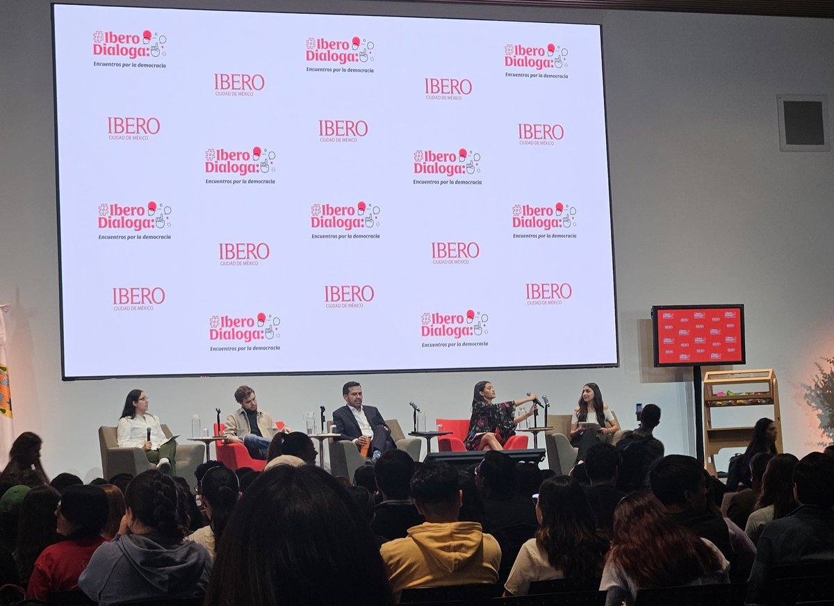 Esta mañana, la #IberoDialoga con Jorge Álvarez Máynez, candidato de Movimiento Ciudadano a la Presidencia de la República. 

Sigue la transmisión #envivo desde ibero.mx y encuentrosporlademocracia.ibero.mx

#EncuentrosPorLaDemocracia