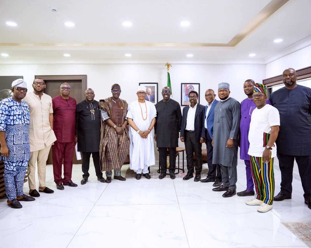 The solution to the current foreign exchange crisis in the nation is clear; we must produce what we consume. I thank the National President of the Manufacturers Association of Nigeria (MAN) @MAN_NGR , Otunba Francis Meshioye and other executives for their visit, and for…