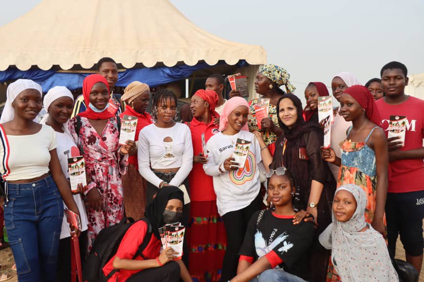 jdwsahel's tweet image. Volunteers Needed at JDWS USA! 
Apply now contact@jdwsahel.org
Join us in empowering women in the Sahel from wherever you are in the USA! We&apos;re looking for English-speaking volunteers for various remote positions:
#VolunteerOpportunity #JDWS #GenderEquality #RemoteWork