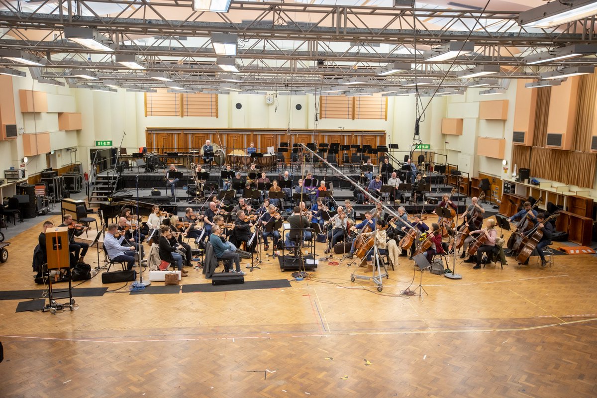 Behind the scenes of our recording session in BBC Maida Vale Studios for the new series of the Music and Meditation podcast with conductor @dpconductor 📸 🎶🧘Experience guided meditations enhanced by an immersive classical soundtrack, composed and recorded specially for each…