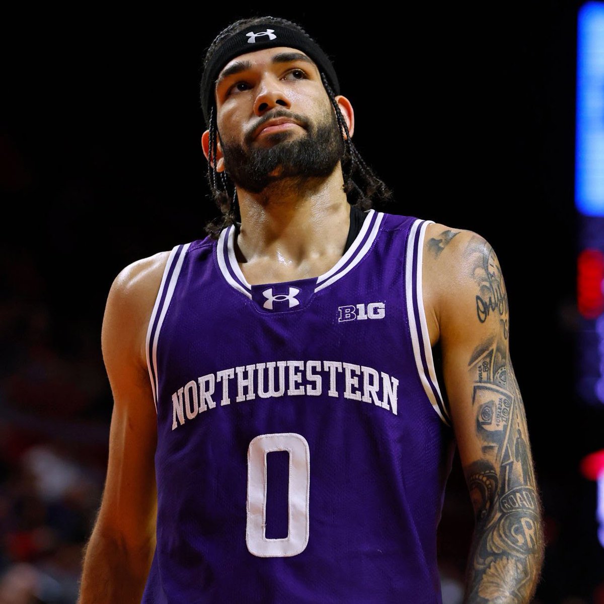 CBBcontent's tweet photo. The AP All-American teams came out today and Boo Buie got absolutely snubbed. 

• 19.2 PPG
• 3.4 RPG
• 5.1 APG
• 45.0 FG%

Notable performances against top teams:
• Versus #1 Purdue: 31 points, 9 assists
• Versus #10 Illinois: 29 points, 7 assists
• Versus Wisconsin (BTT): 29 points, 7-11 FG

Northwestern has lost two starters to season ending injuries yet will still be playing as a 9 seed in March Madness. Buie has a lot to do with that. 🤝