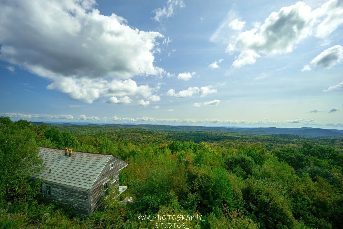 fudarman's tweet photo. #adobelightroom #adobephotoshop #topaz #topazlabs #topazdenoise #sony #sonya6000 #sonyalpha6000 #sonyalpha #landscapephotography #landscapelovers #hiking #hikingadventures #hikingculture #hikingtrails #hikinglife #vermont #vermontfall #vermontshots https://t.co/TsNCvOSu0p