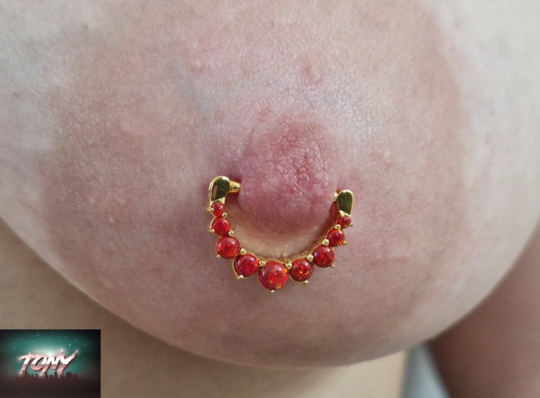 TonyBodypiercer's tweet photo. Cambio gioiello per questi nipple da me eseguiti.
Gioiello in oro 18k. Con pietre opali red.
Per info piercing o gioielleria contattatemi. https://t.co/5XazlNOSZM