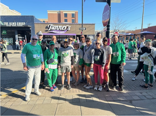 steelandpipe's tweet image. This past weekend there were approximately 30 SPS employee/family members that ran/walked the St. Patrick's Day 2 Mile Fun Run/Walk in Aggieville (Manhattan Corporate Office Folks). Social comradery after the event as well. Way to celebrate Manhattan. #SPS #StPattysDay