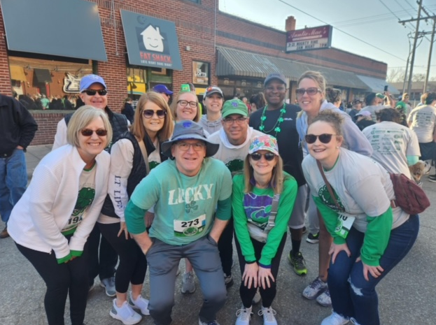 steelandpipe's tweet image. This past weekend there were approximately 30 SPS employee/family members that ran/walked the St. Patrick's Day 2 Mile Fun Run/Walk in Aggieville (Manhattan Corporate Office Folks). Social comradery after the event as well. Way to celebrate Manhattan. #SPS #StPattysDay