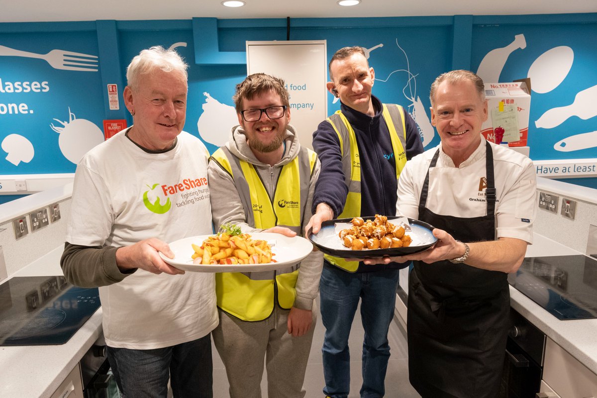 On 7th of March, @Albert_Bartlett kindly hosted a hosted a special lunch for the Edinburgh-based the incredible FareShare volunteers 💚👇