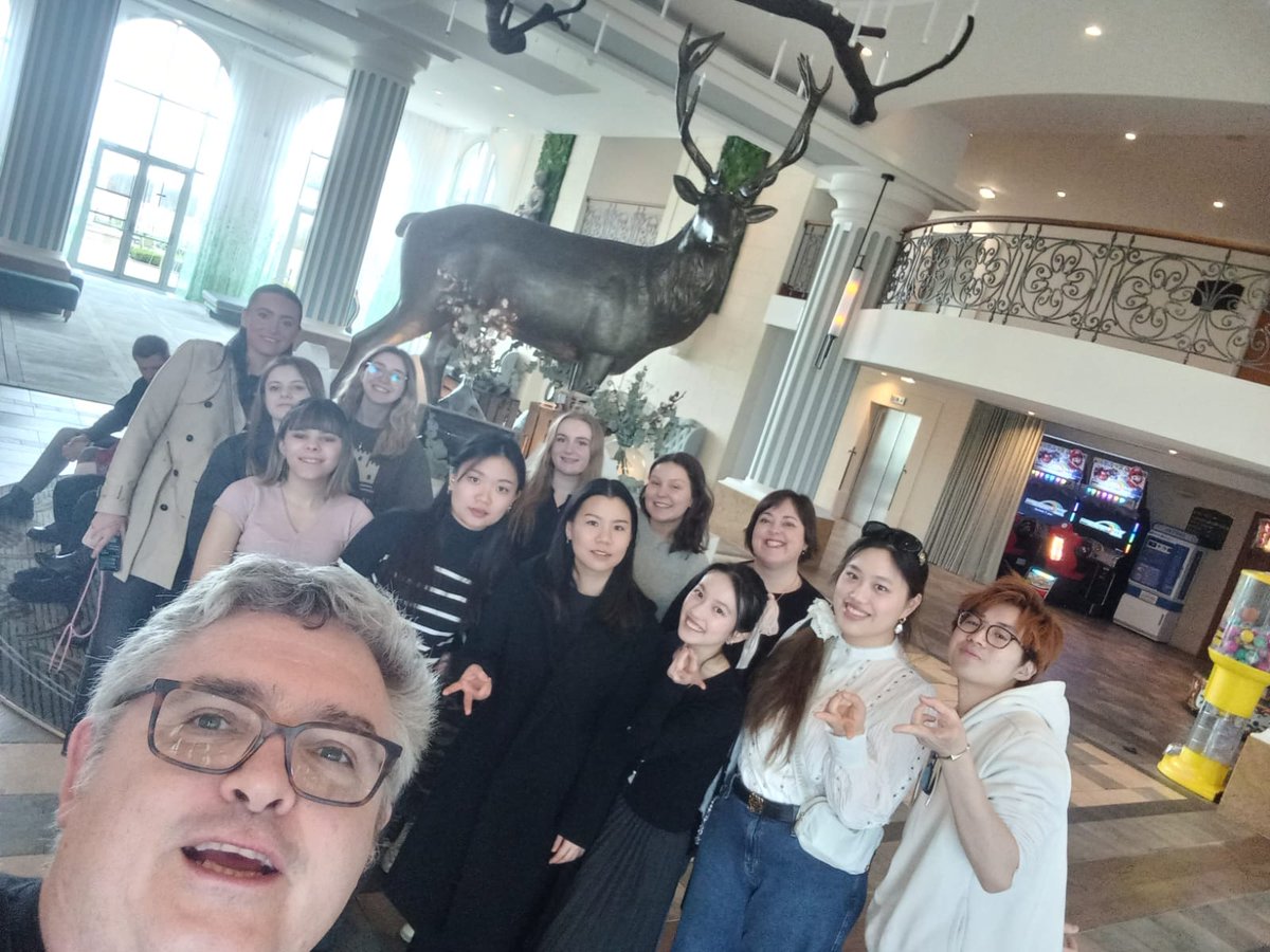 jonathan skinner tweet media