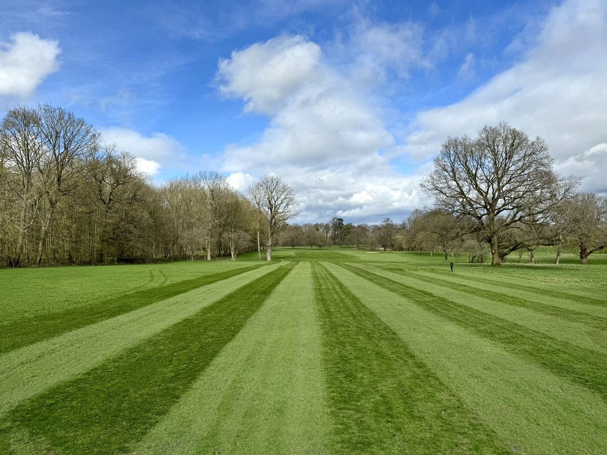 Easthertsgc's tweet photo. View from the 4th tee. Some nice stripes laid down by the team, before reaching the block cut fairway.
Plenty of grass to cut and lots to be positive about as we transition out of winter.
#ehgc #spring #cutgrass #stripes #ehgc125 https://t.co/gF15qbBx2u
