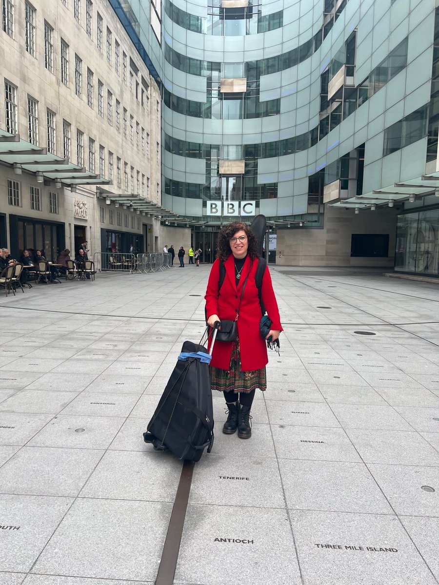 Just finished recording an Ad To Playlist show on @bbcradio4 with the brilliant Cerys Matthews and Jeffrey Boakye It was so much fun with loads of music geeking out 🤩 plus I played music I never imagined I would ever play 😄it will be out next Friday so stay tuned 🎶