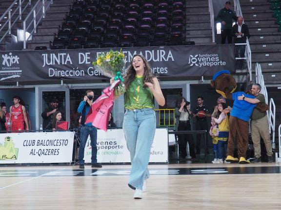 Pero…
Todos sabéis que el momento más 🔝 de la jornada fue el momentazo 💍💒

Una vez más… ¡ENHORABUENA! 

<a href="/CarmenCamberoRo/">Carmen Cambero Roman</a> y <a href="/Miguel_Lopez_G/">Miguel López</a>
