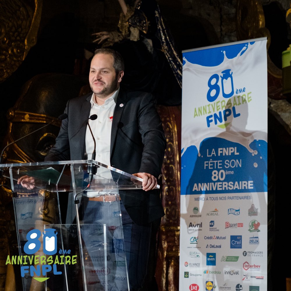FNPL (@fnplait) on Twitter photo Le président de <a href="/JeunesAgri/">Jeunes Agriculteurs</a> <a href="/gaillot_arnaud/">GAILLOT Arnaud</a> remercie Thierry Roquefeuil pour son action.
JA et FNPL portent le message commun d’une reconnaissance de nos métiers, et une juste rémunération du travail des éleveurs. Le président de <a href="/JeunesAgri/">Jeunes Agriculteurs</a> <a href="/gaillot_arnaud/">GAILLOT Arnaud</a> remercie Thierry Roquefeuil pour son action.
JA et FNPL portent le message commun d’une reconnaissance de nos métiers, et une juste rémunération du travail des éleveurs.