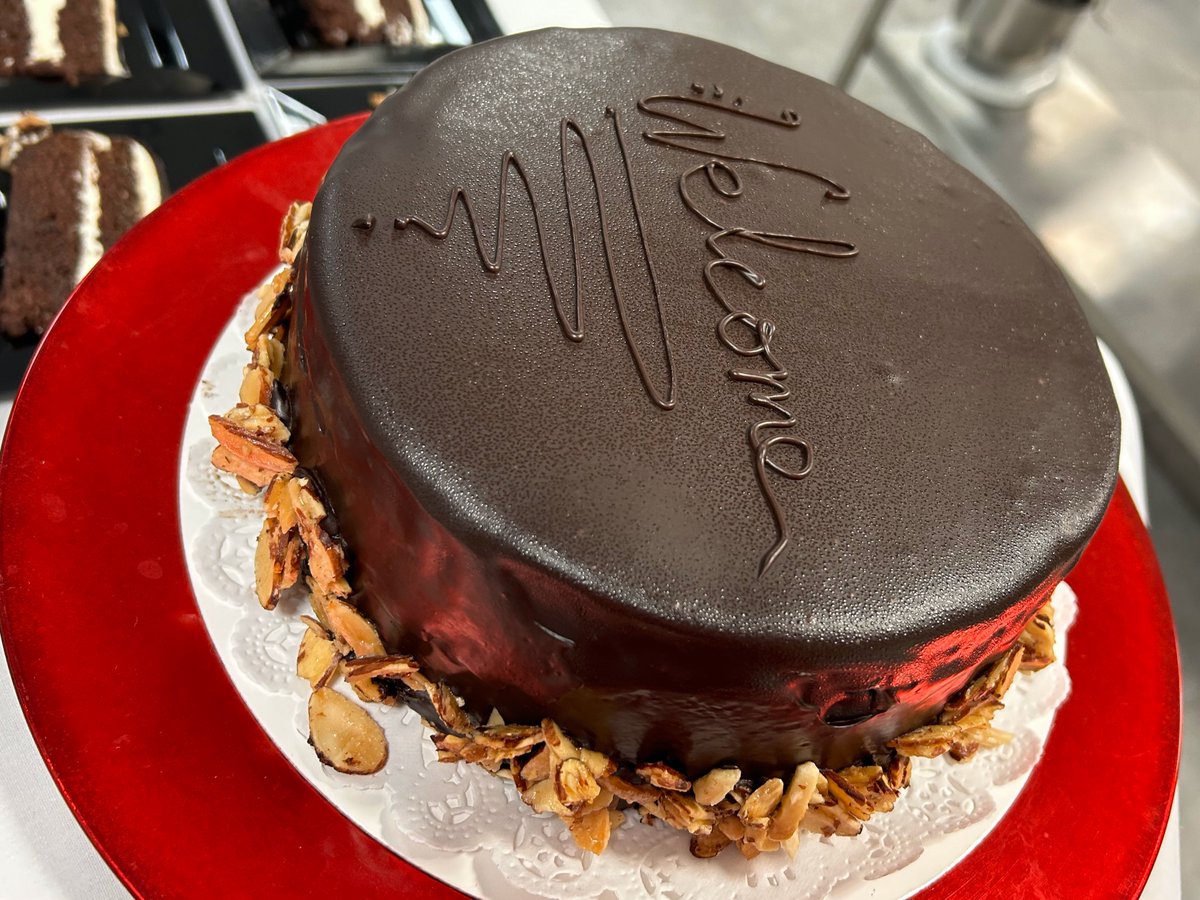 CIVChef's tweet image. #AroundCampus: Rodney Hardy and Elizabeth Wilson, CIV students at Glen Allen, Virginia, campus, crafted cakes as part of their Advanced Baking and Pastry Arts (CAA230) course. Great work!
#CIV #CulinaryArts #baking #cake